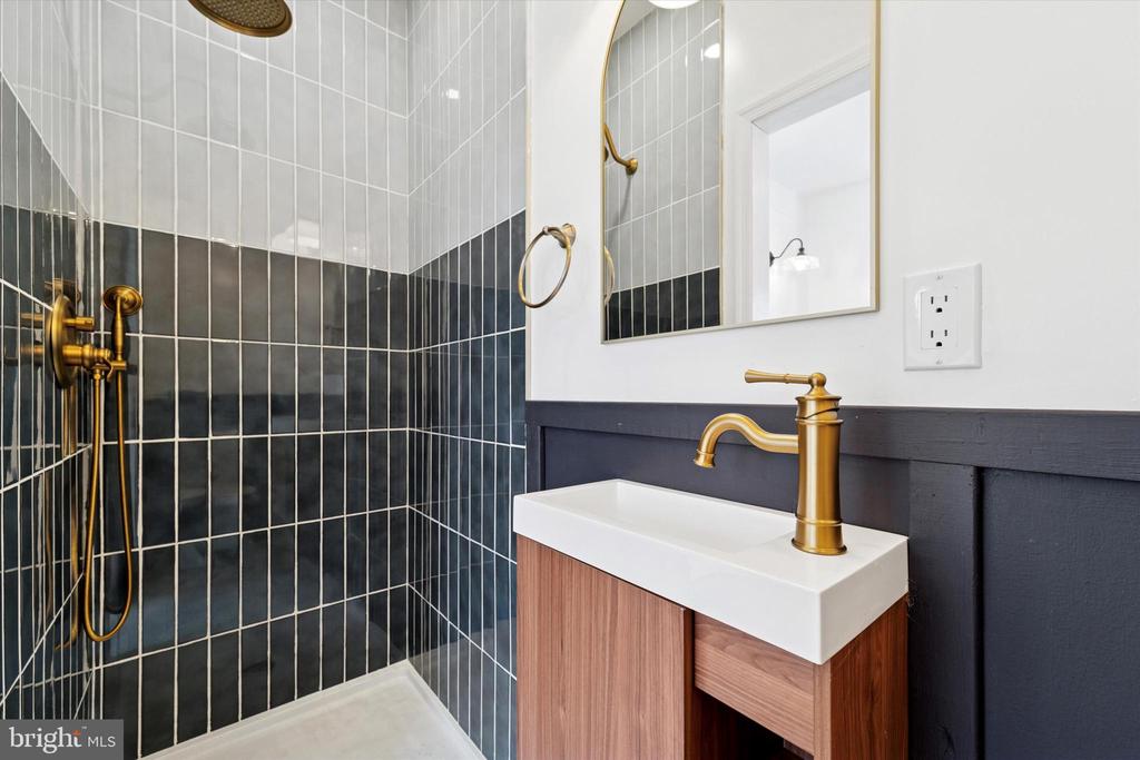 115 N 53RD STREET