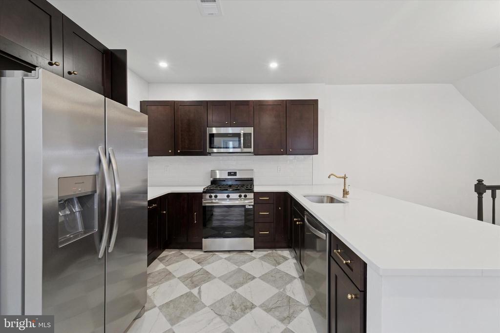 115 N 53RD STREET