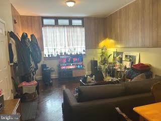 2942 RICHMOND STREET