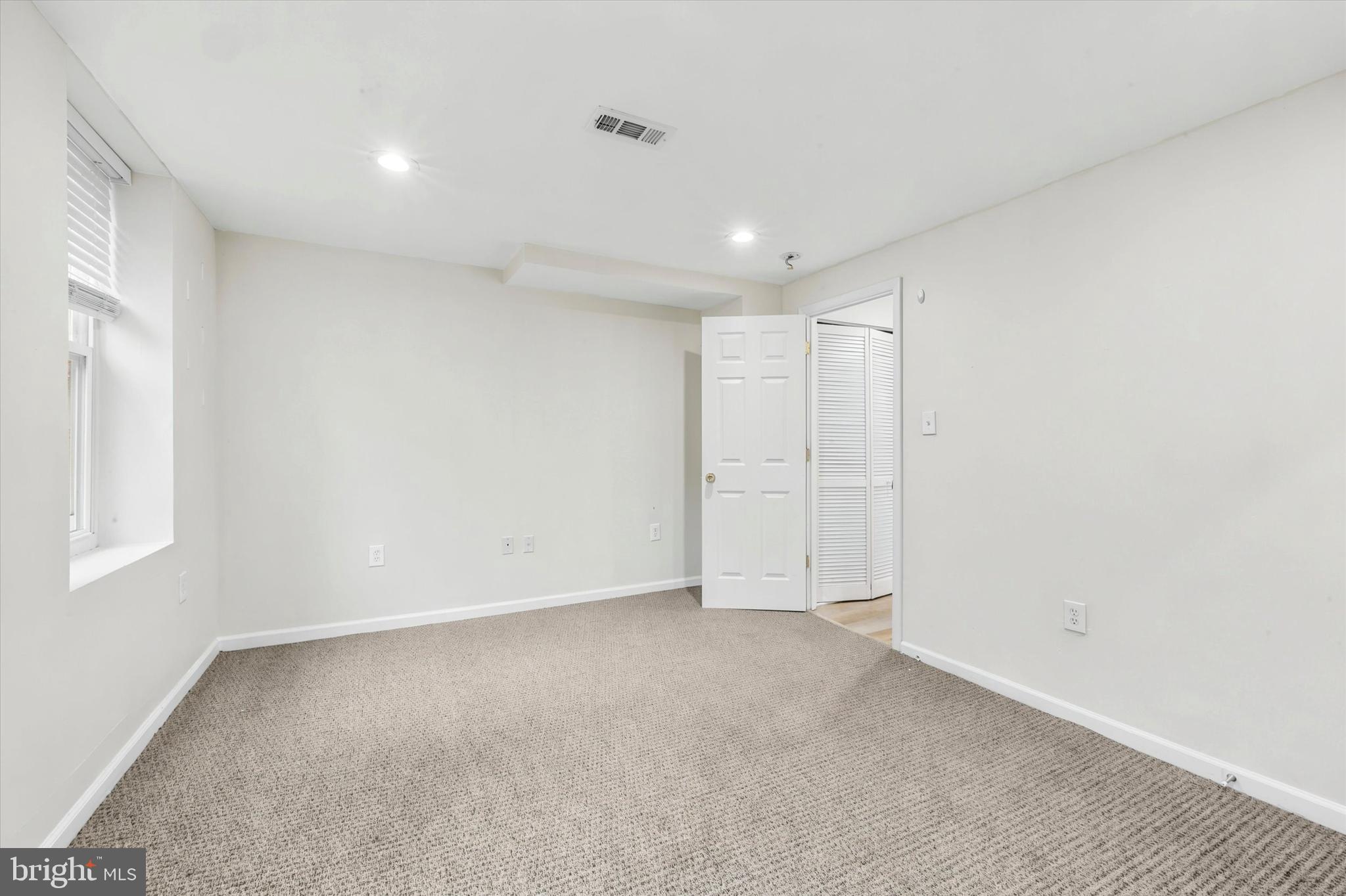 33 S 19TH STREET 3RD FLOOR