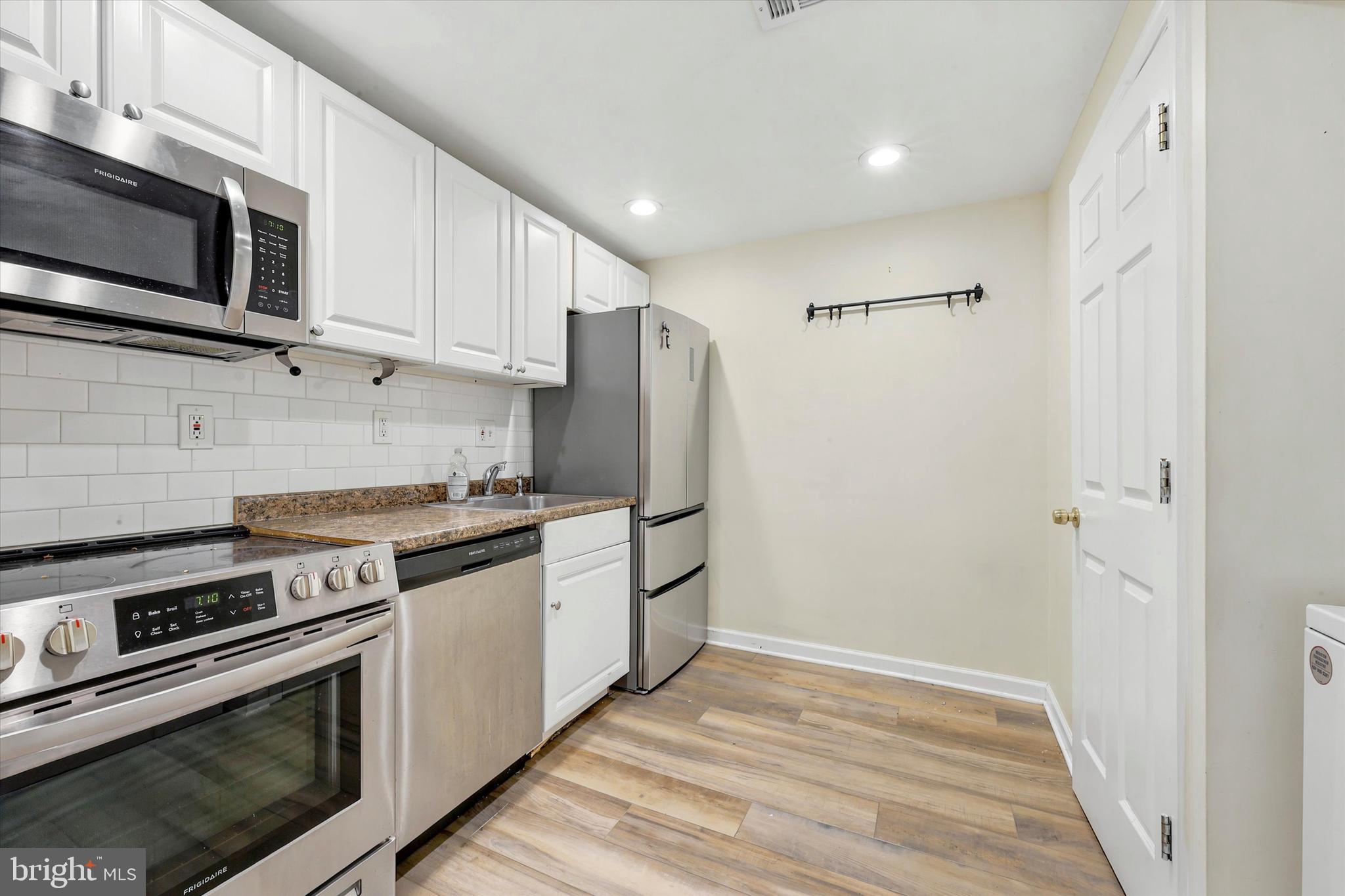33 S 19TH STREET 3RD FLOOR