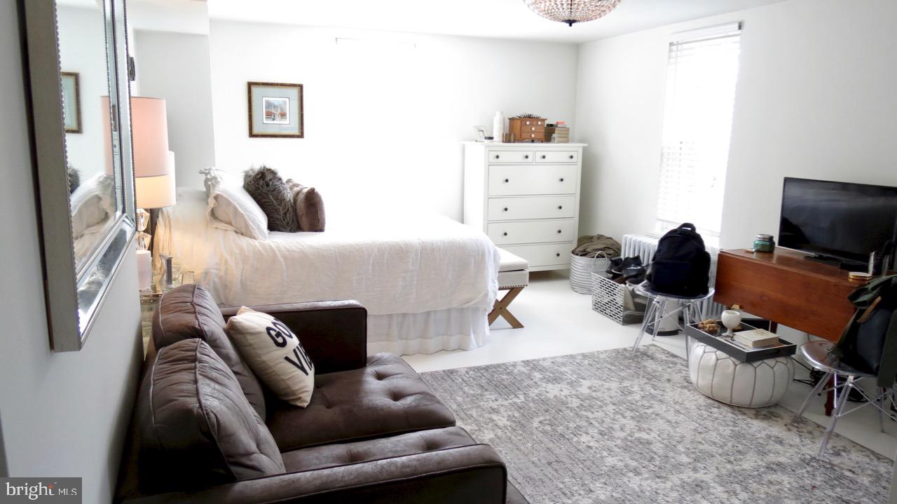 2306 SPRUCE STREET 300