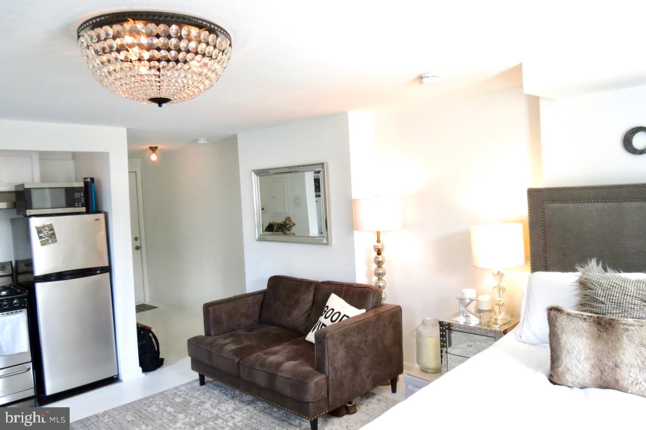 2306 SPRUCE STREET 300