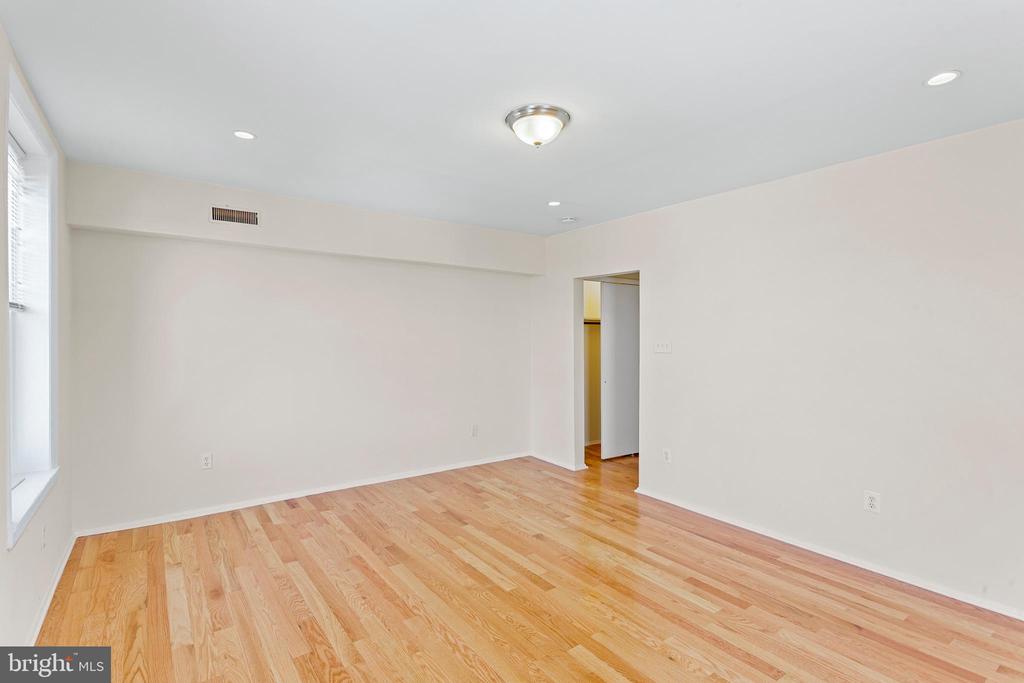 767 S 15TH STREET