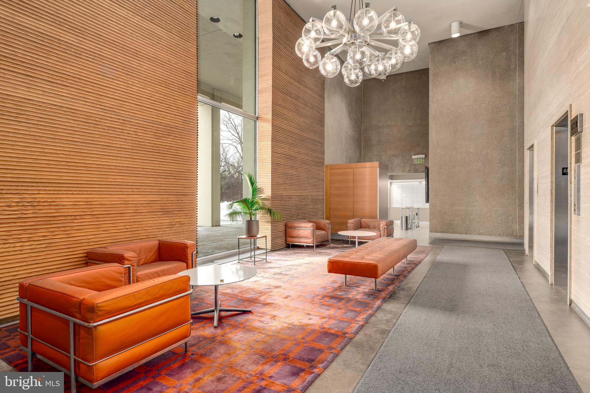 210 LOCUST STREET 10FW