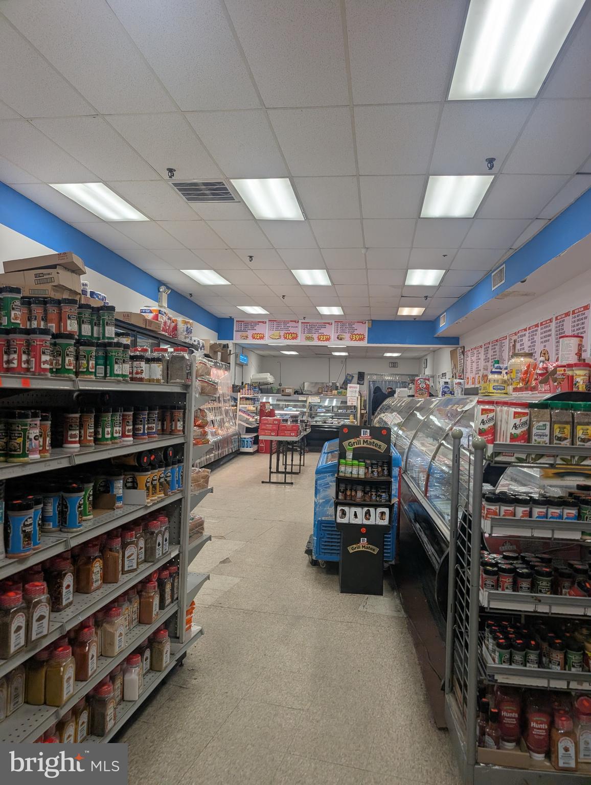 5621 GERMANTOWN AVENUE 25