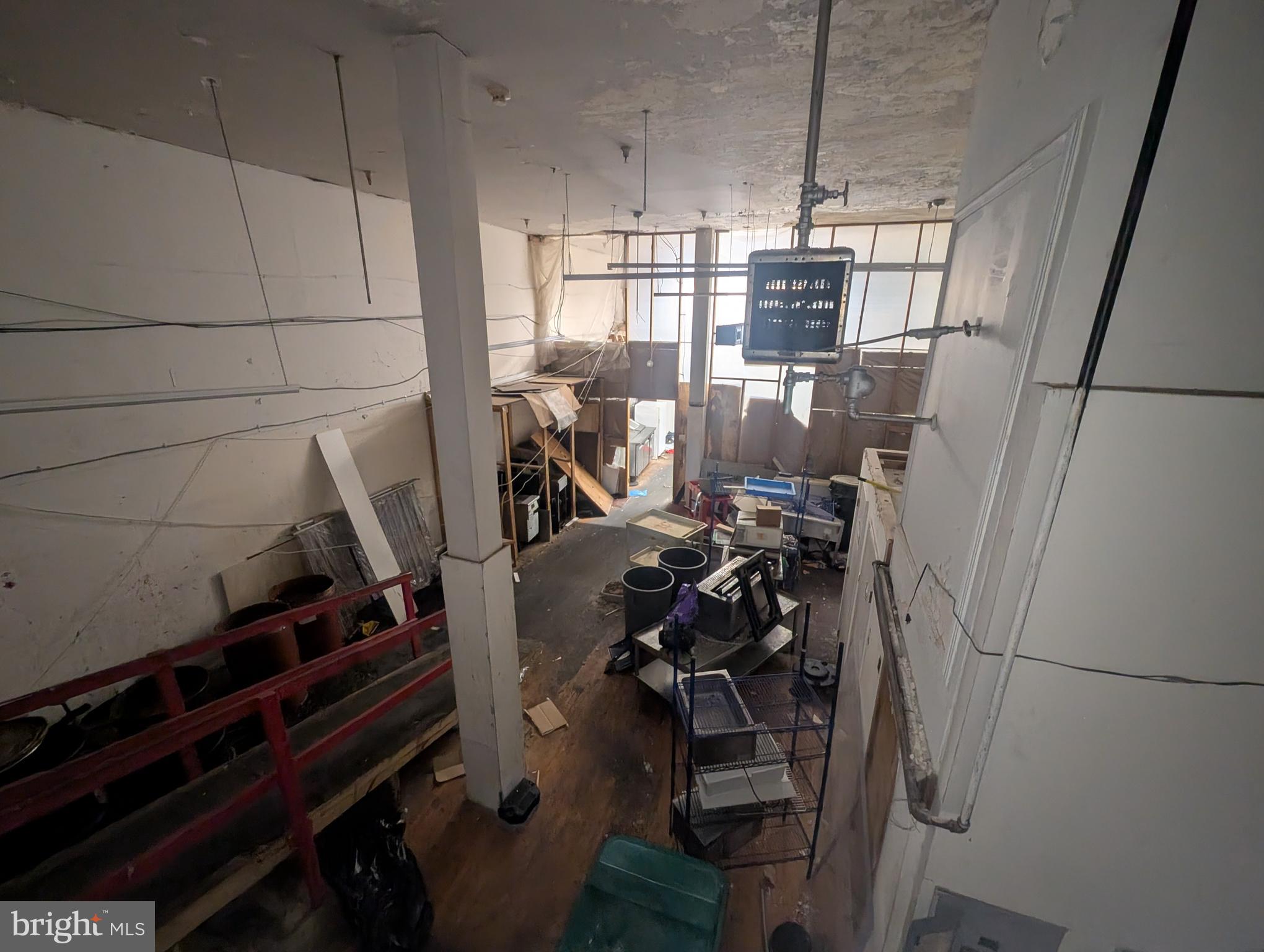 5621 GERMANTOWN AVENUE 25