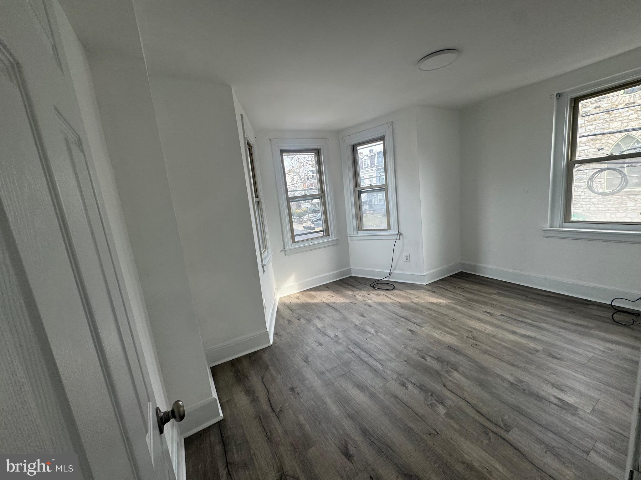 231 W COULTER STREET 33