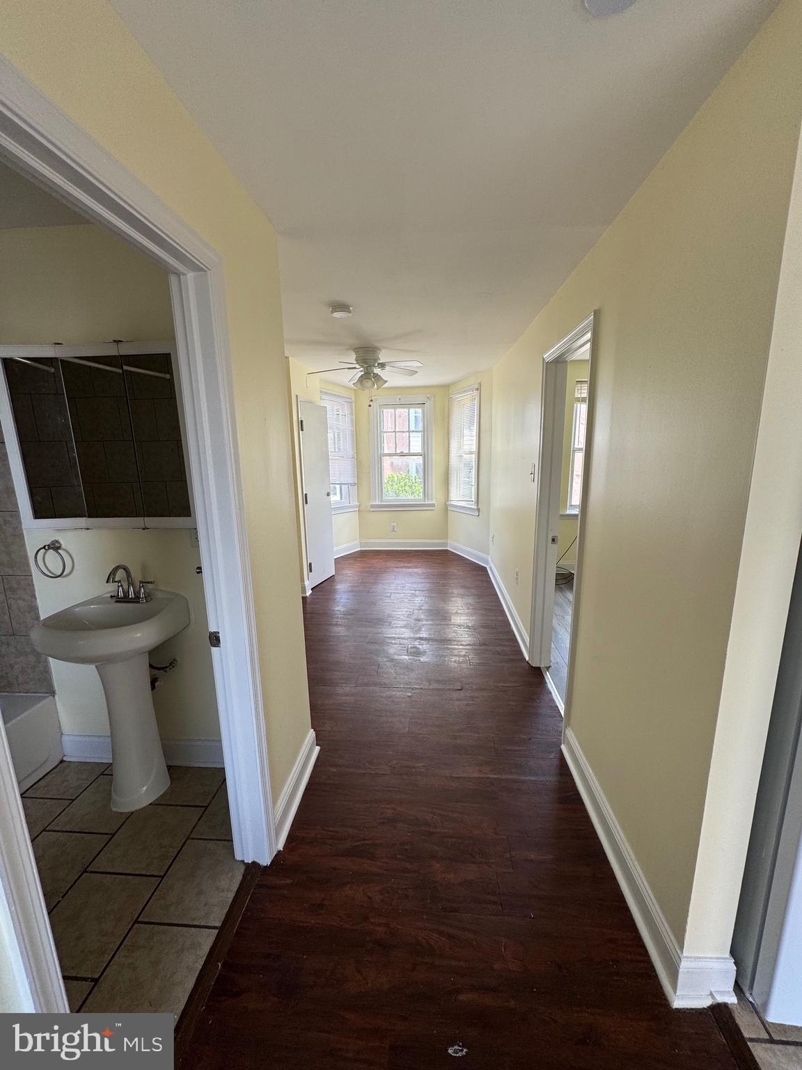 231 W COULTER STREET 33