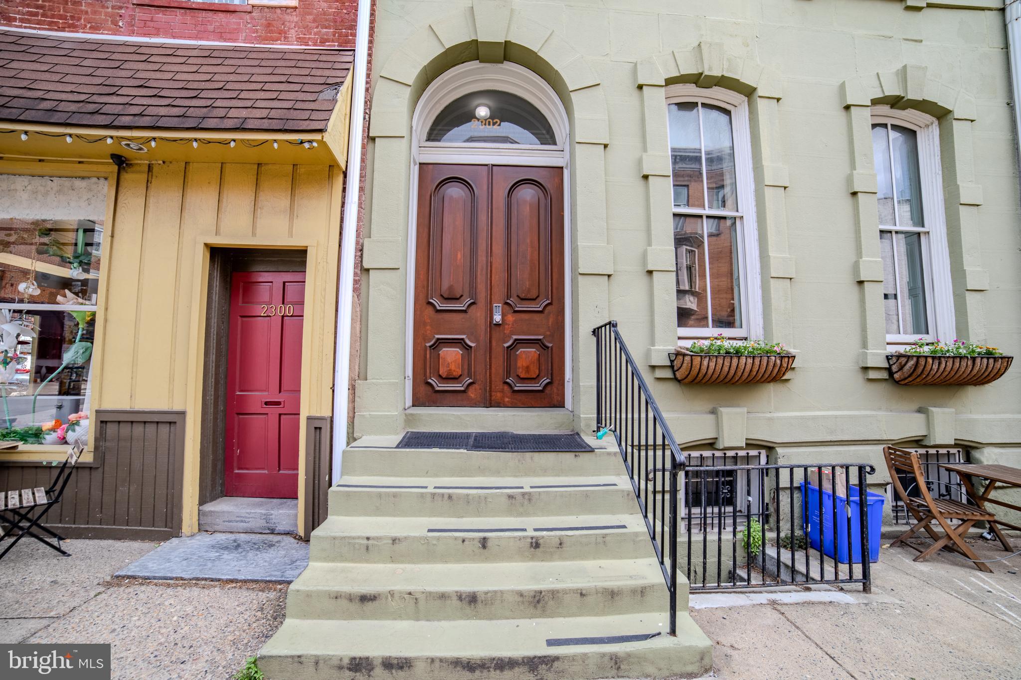 2302 SPRUCE STREET 00 1