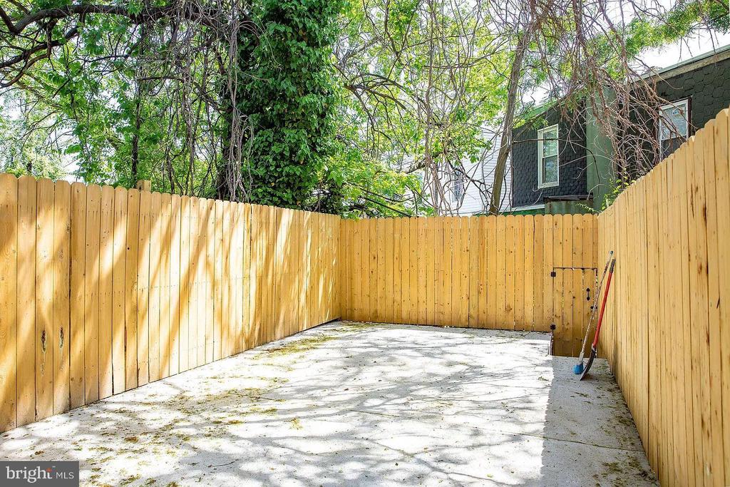 3425 OLD YORK ROAD