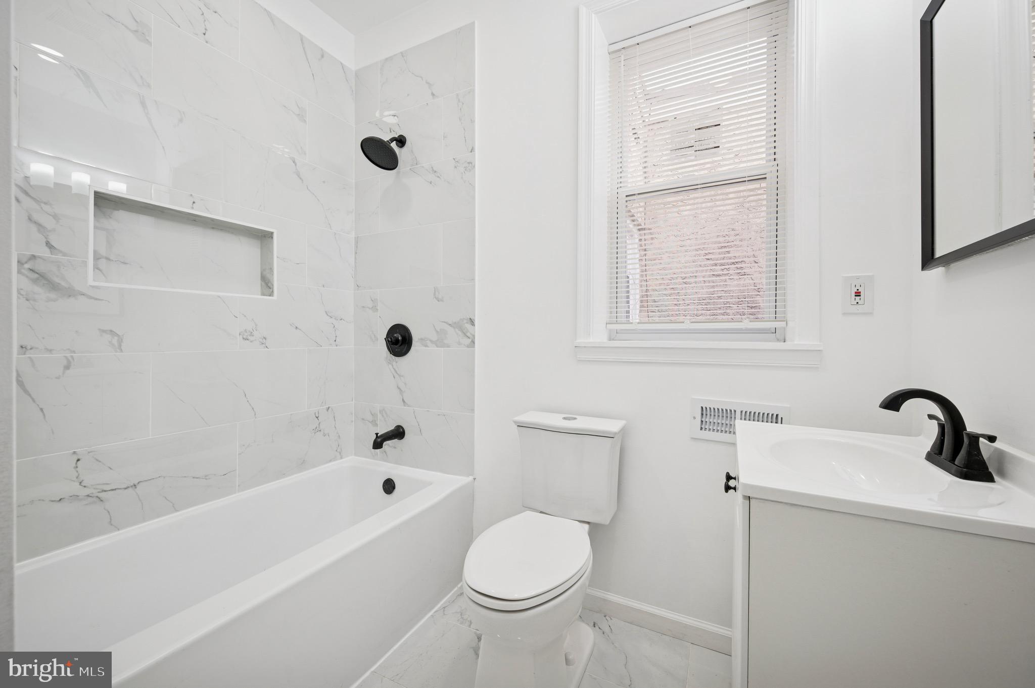 5326 REINHARD STREET