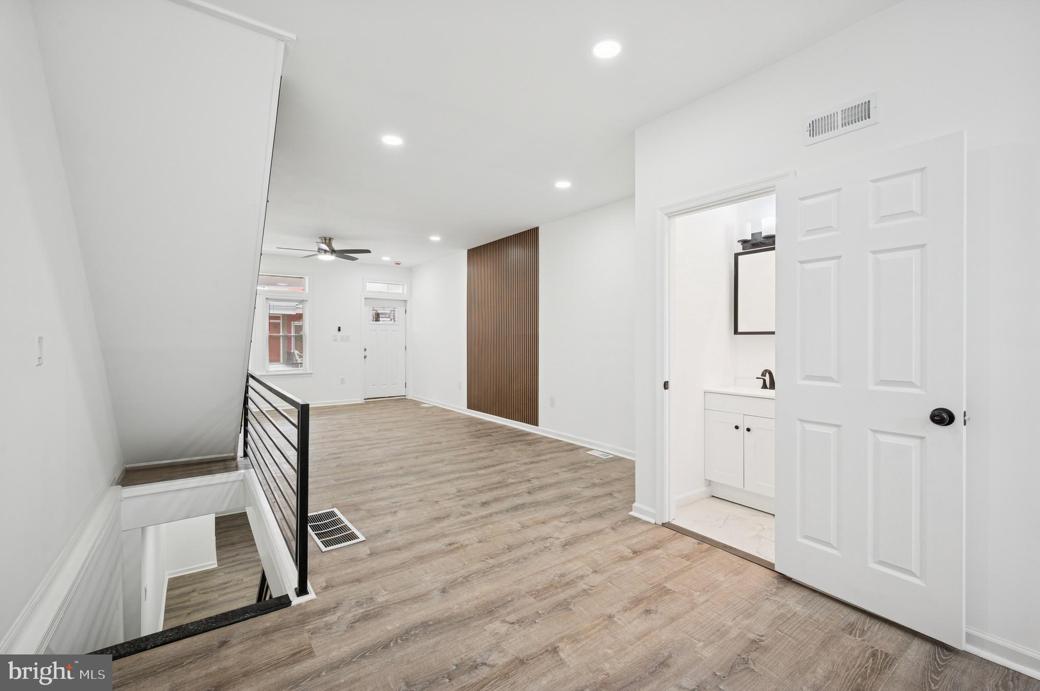 5326 REINHARD STREET