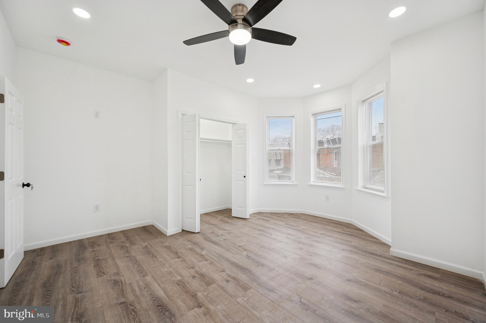 5326 REINHARD STREET