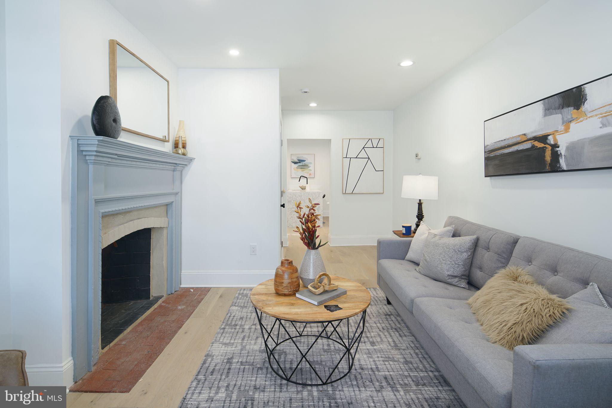 2115 FITZWATER STREET