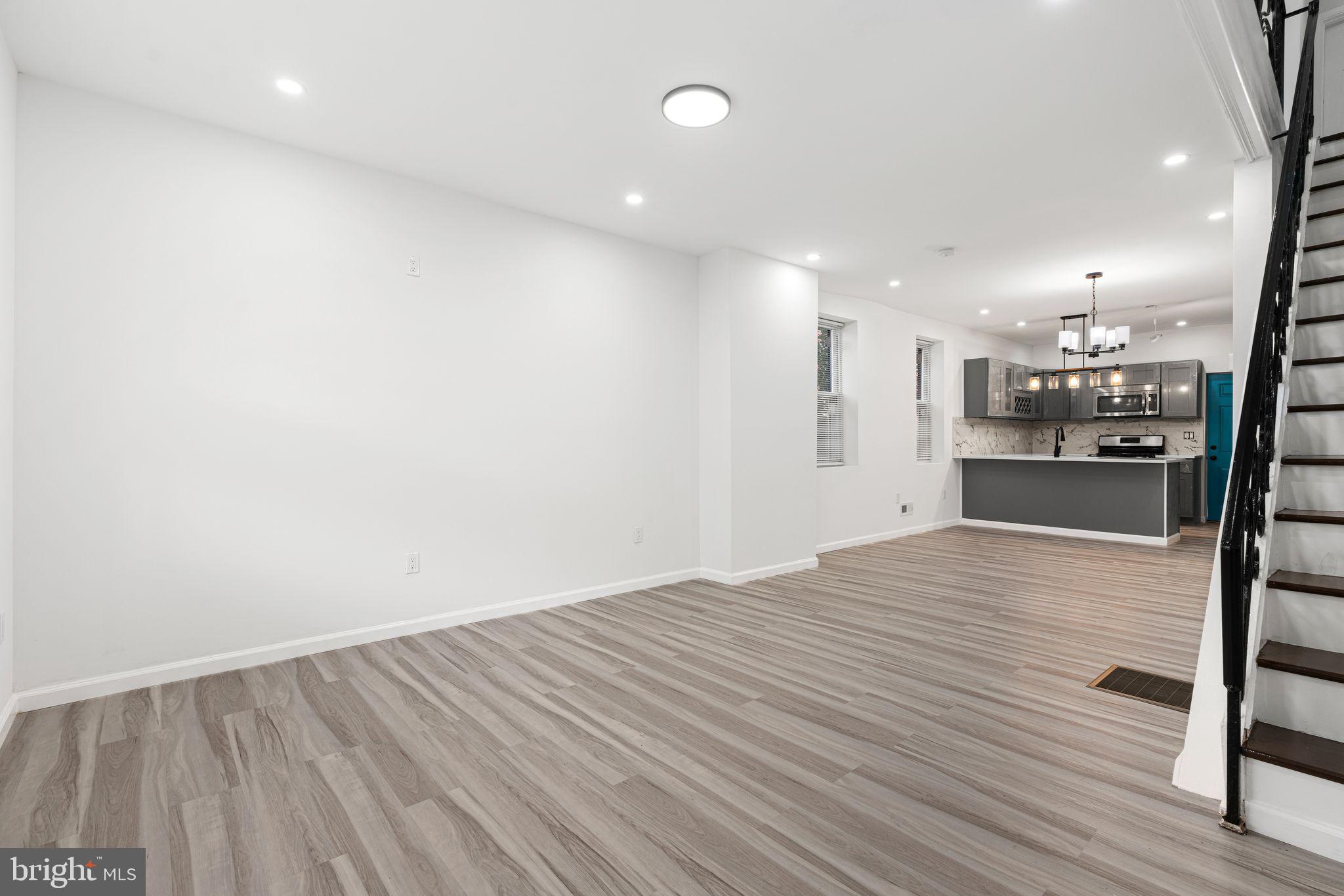 5514 BROOMALL STREET