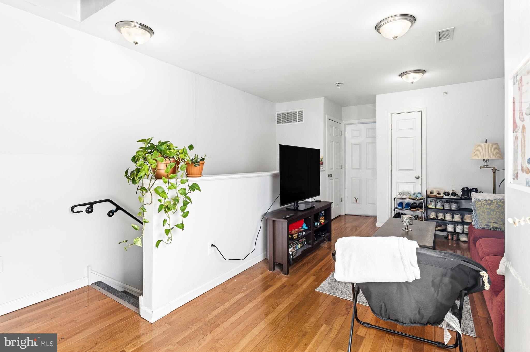 2024 N CARLISLE STREET