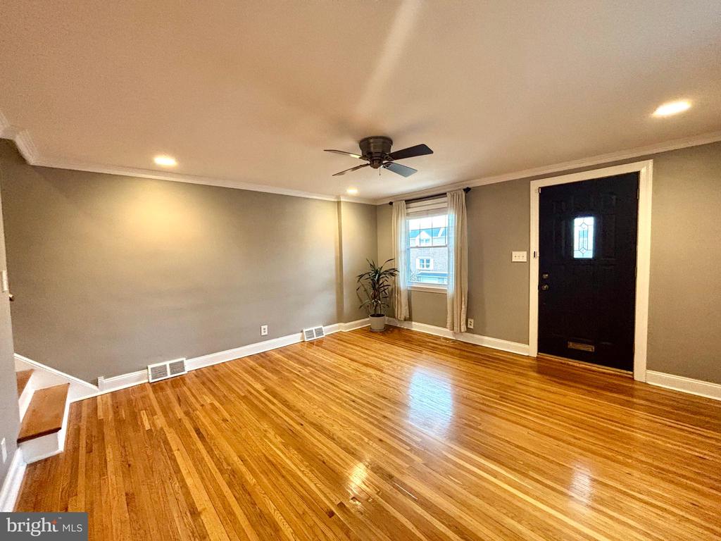 546 OVERLOOK ROAD