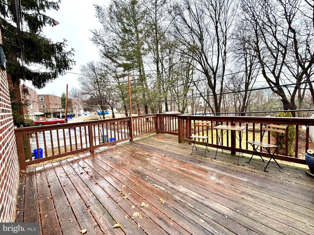 546 OVERLOOK ROAD