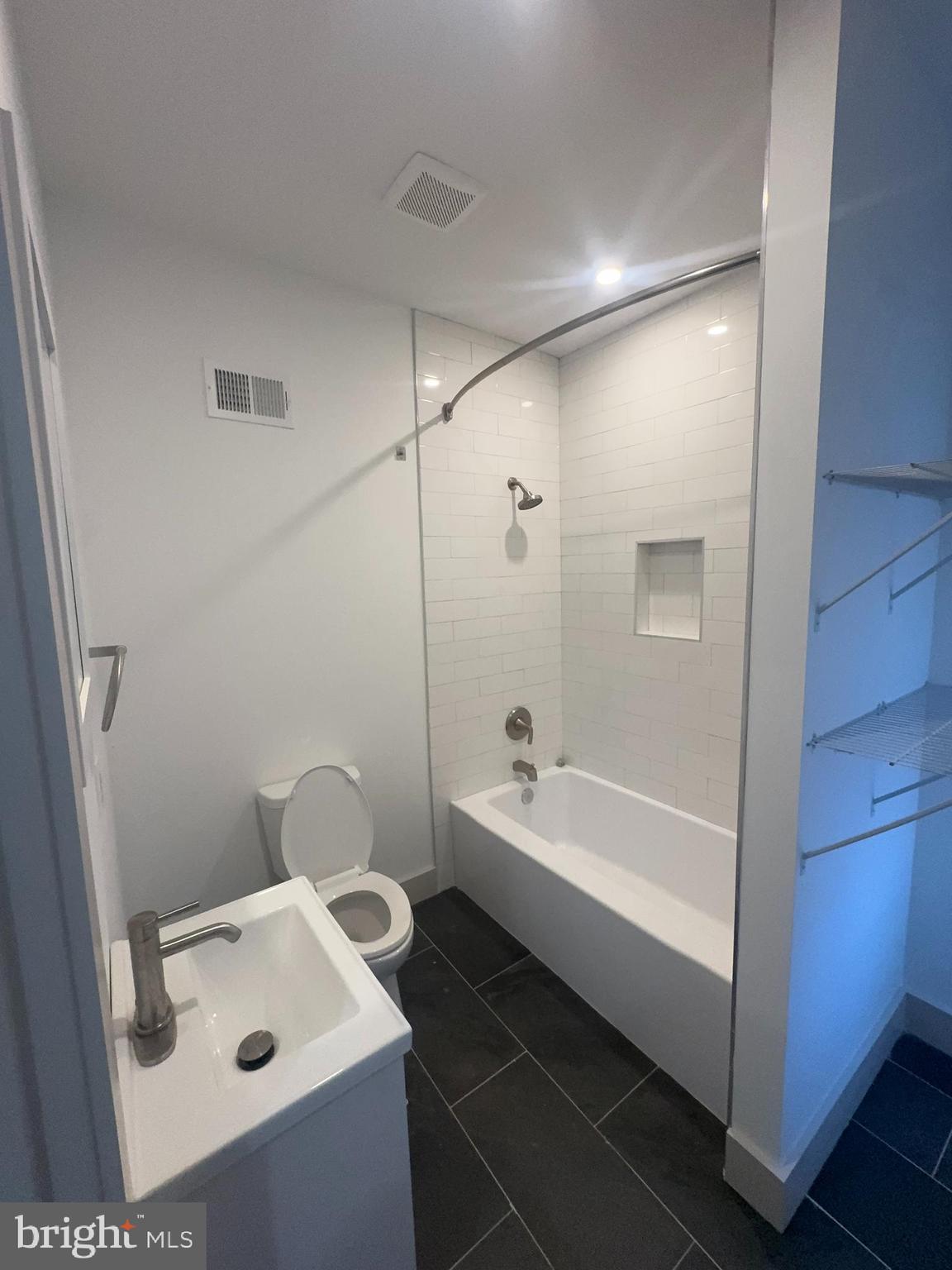 2116 N NATRONA STREET