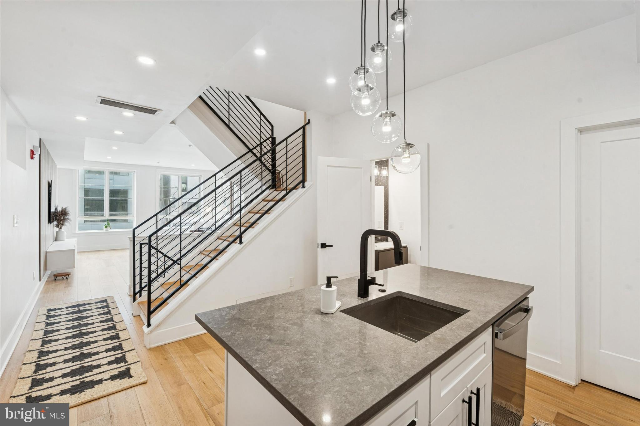 721 N 3RD STREET 2