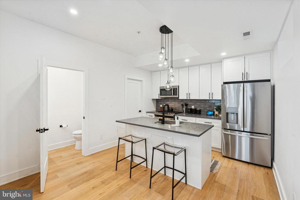 721 N 3RD STREET 2