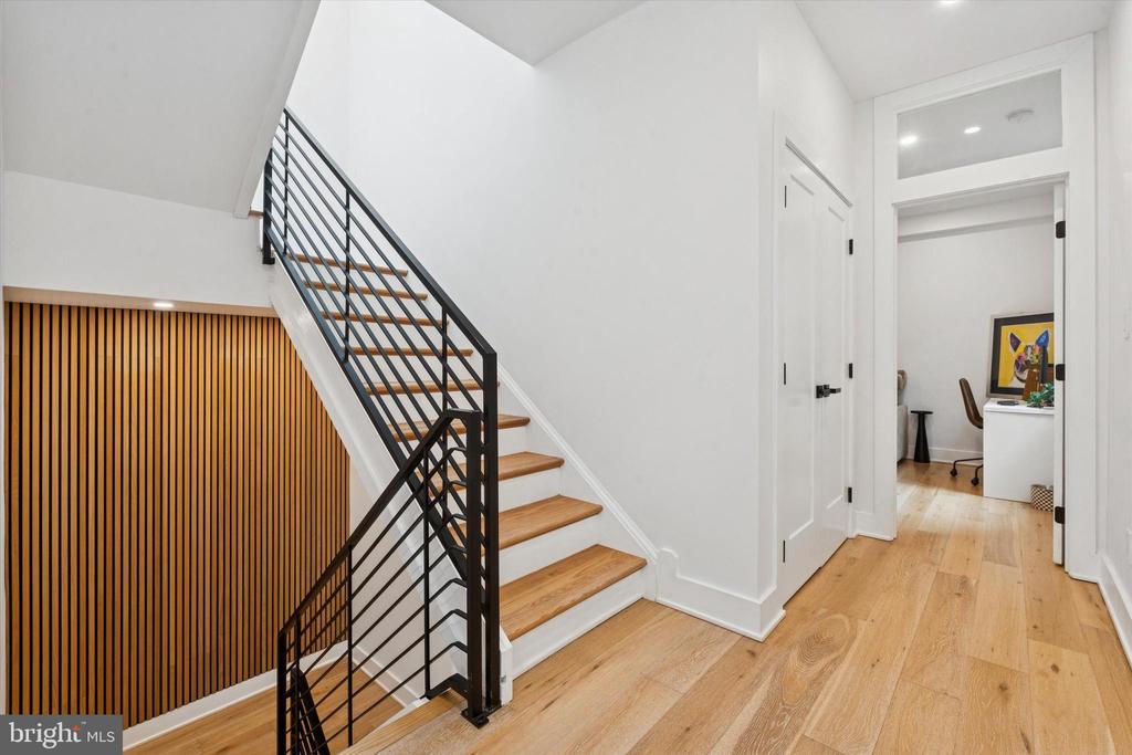 721 N 3RD STREET 2