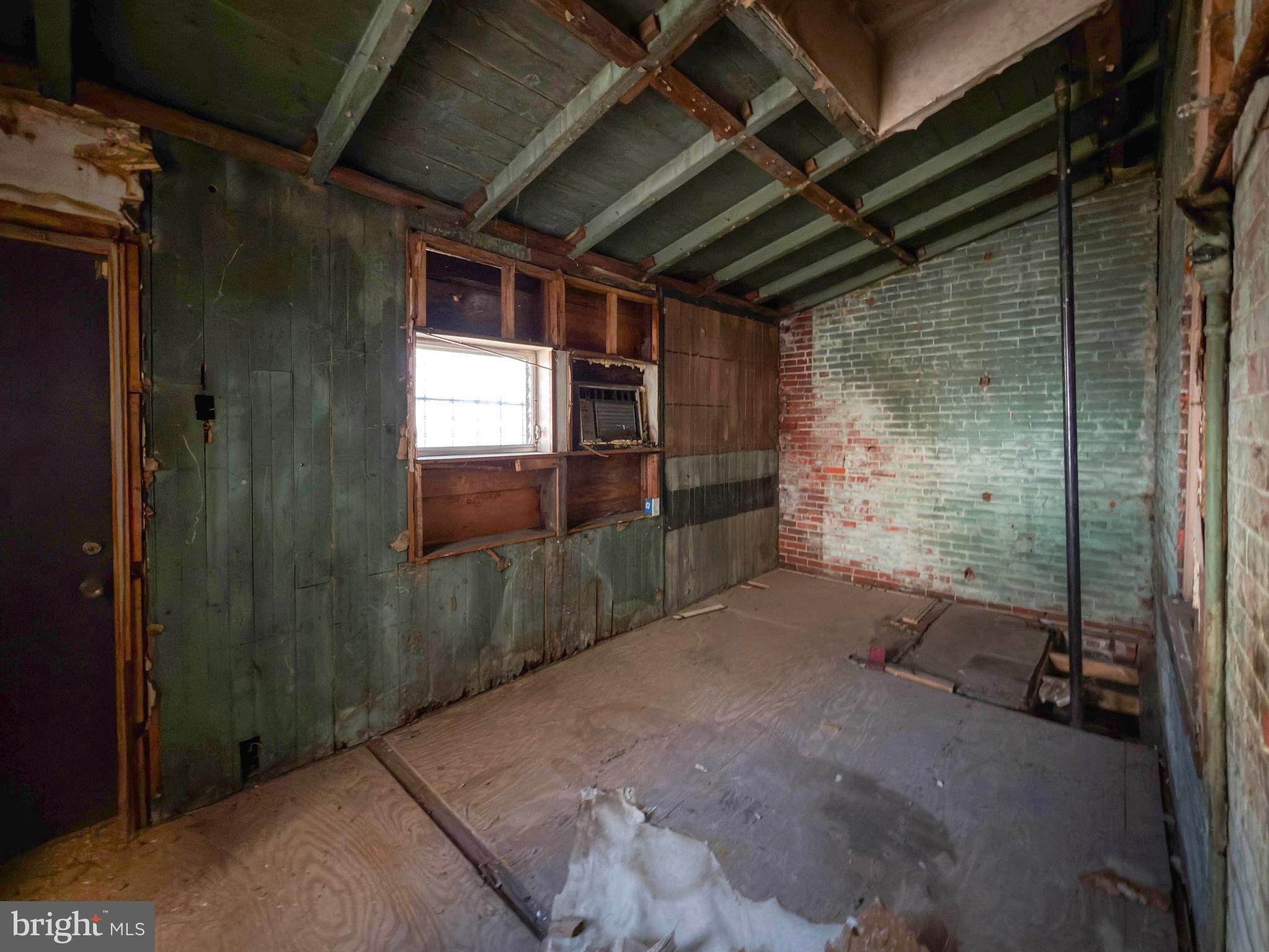 421 N PRESTON STREET