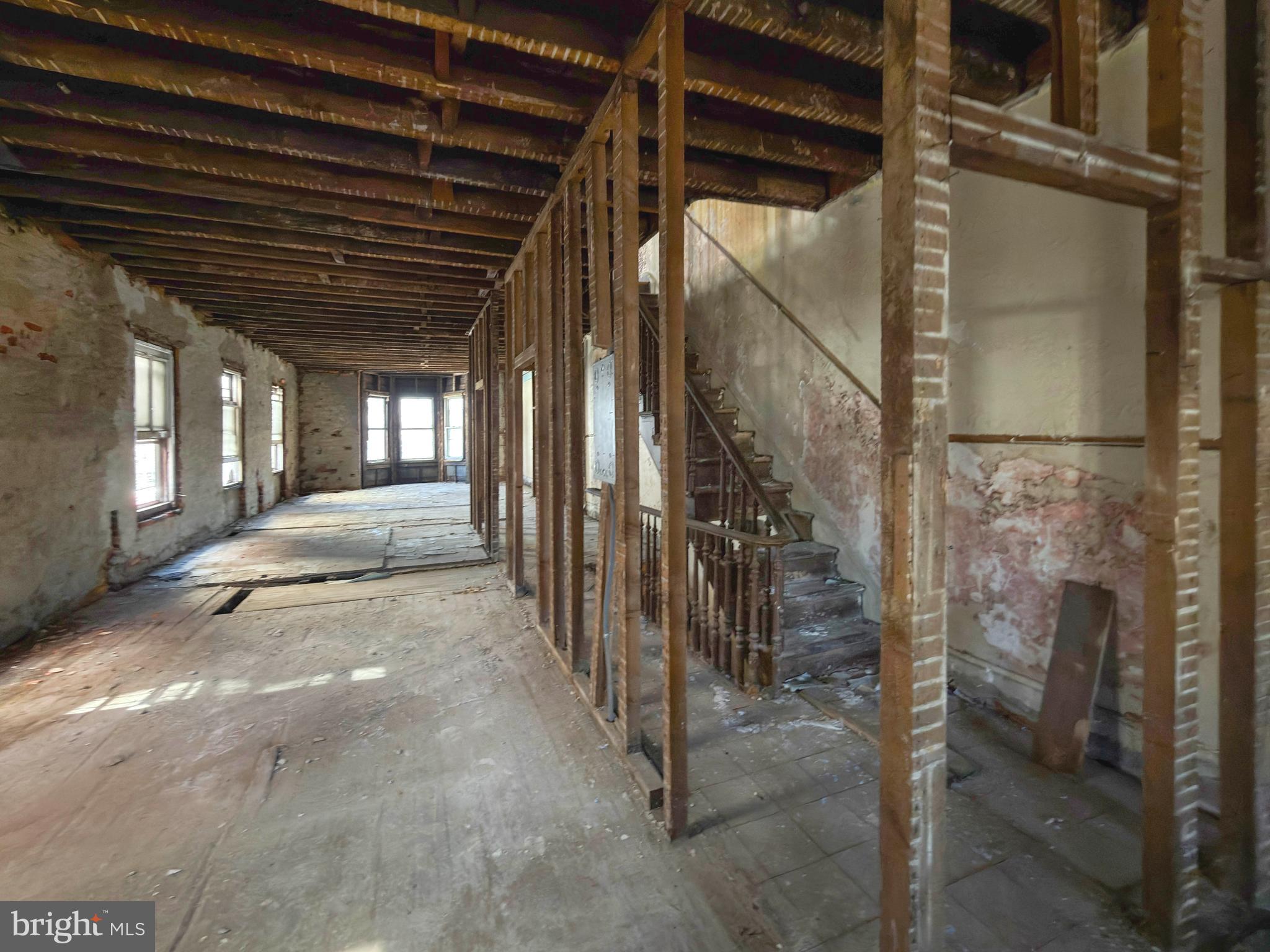 421 N PRESTON STREET