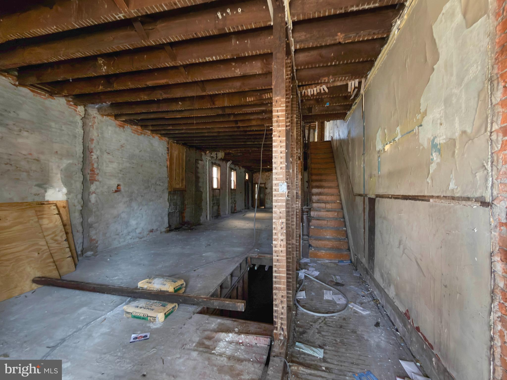 421 N PRESTON STREET