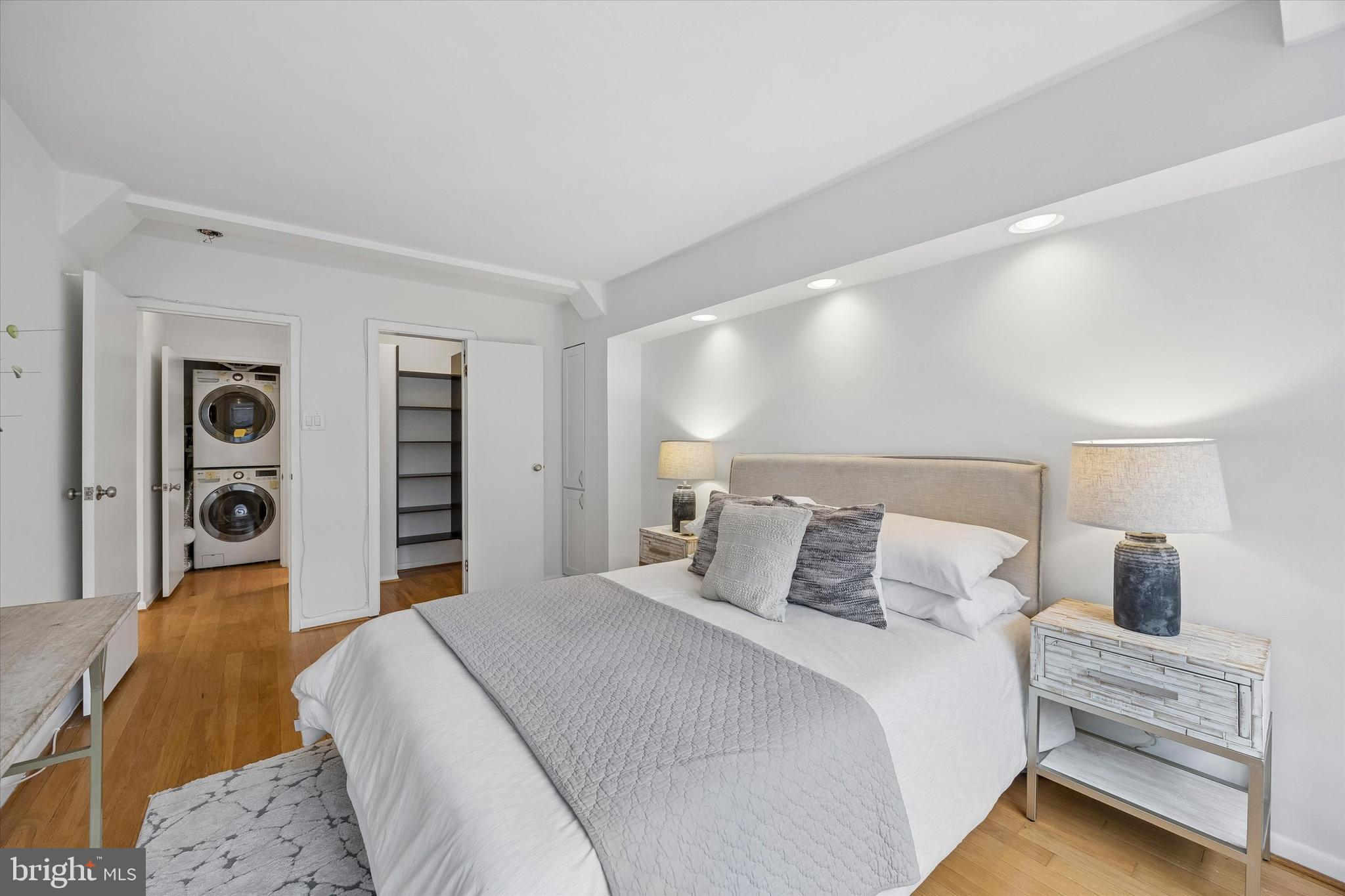1806 RITTENHOUSE SQUARE 18 403
