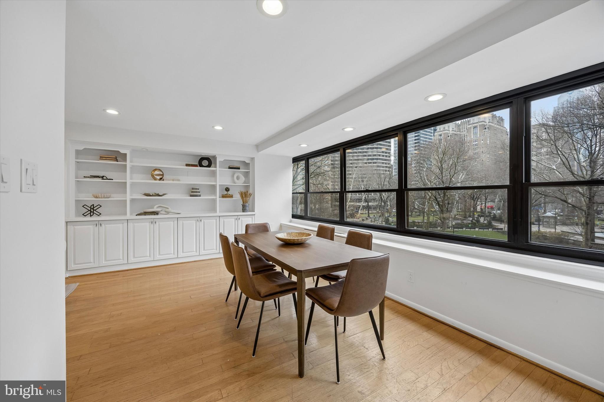 1806 RITTENHOUSE SQUARE 18 403