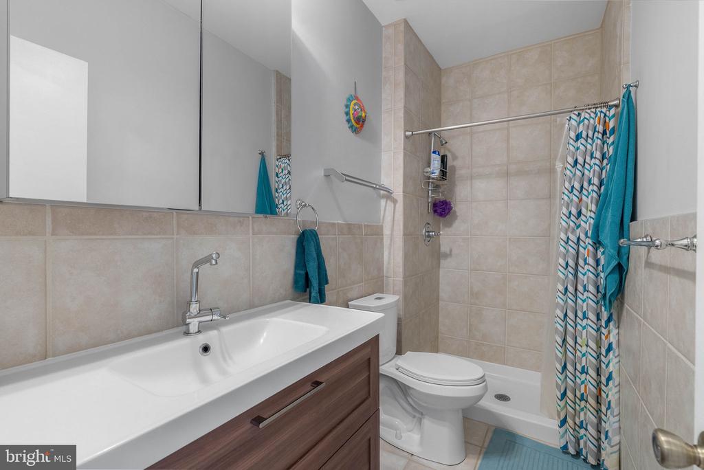 250 S 13TH STREET 12E