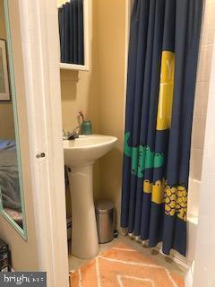 920 E PASSYUNK AVENUE