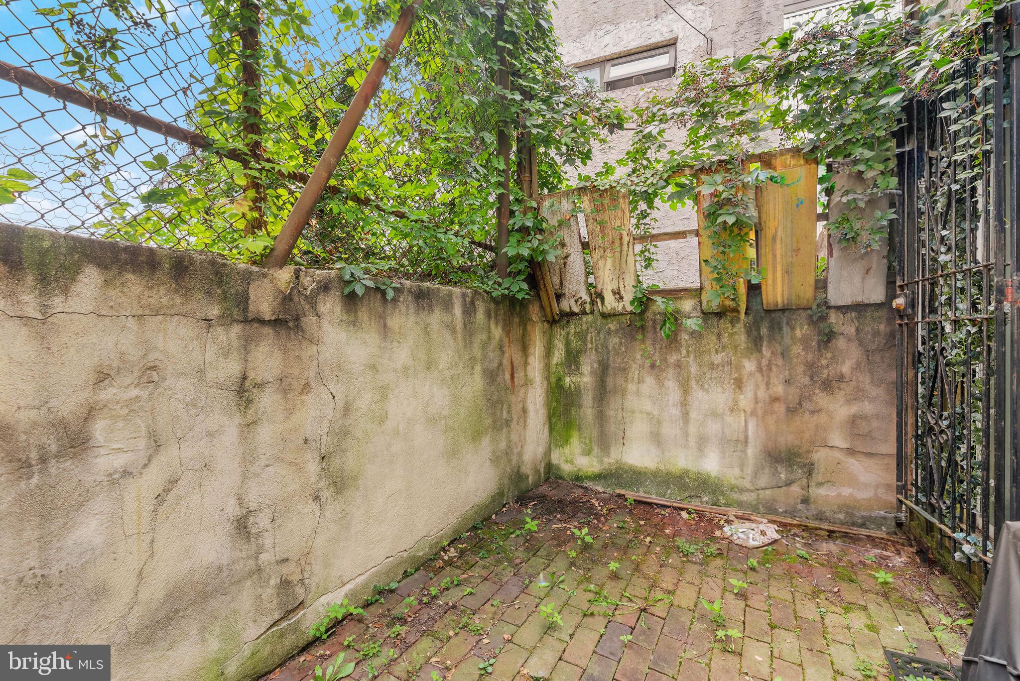 769 S SHERIDAN STREET