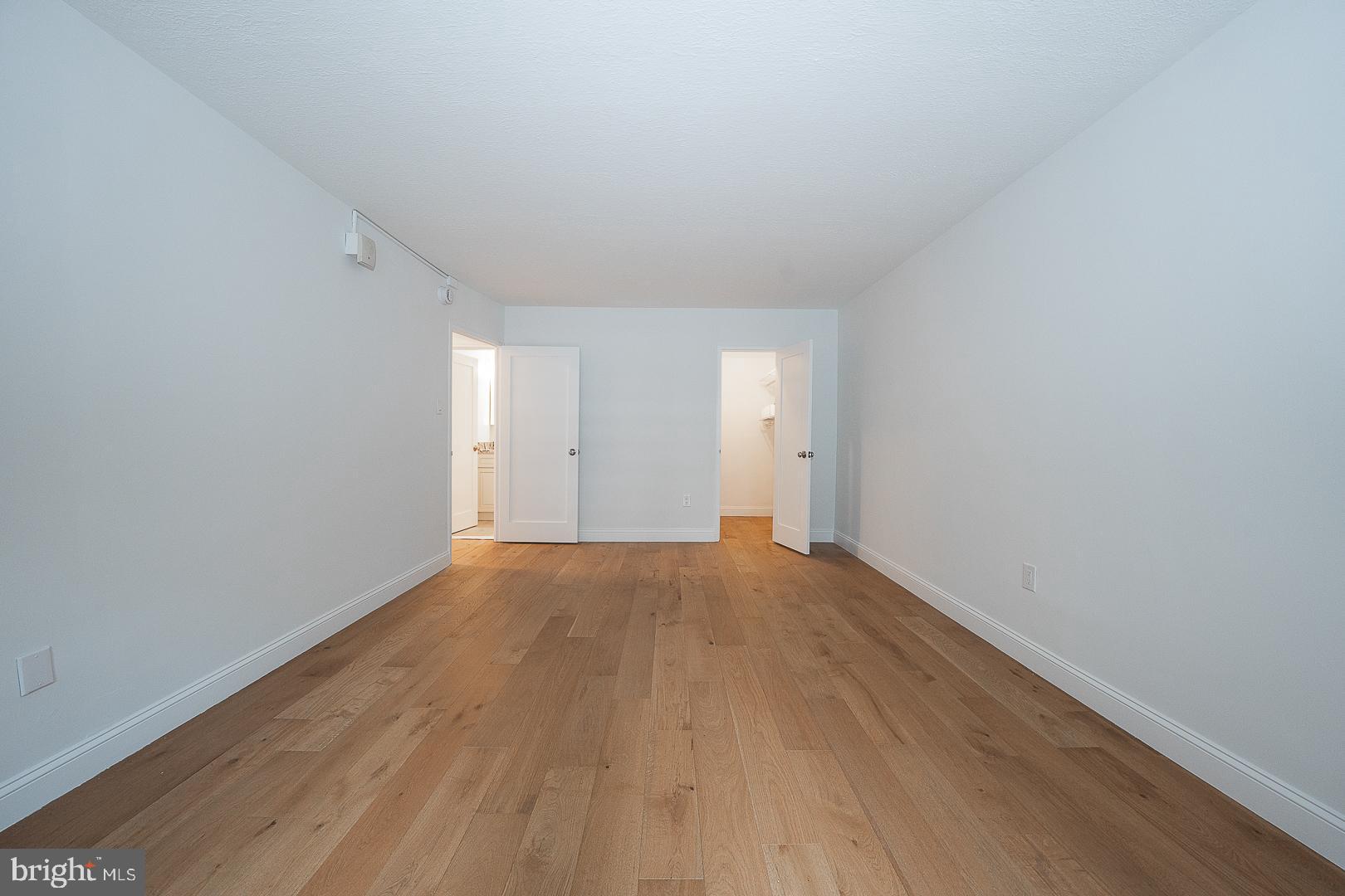 1900 JOHN F KENNEDY BOULEVARD 402