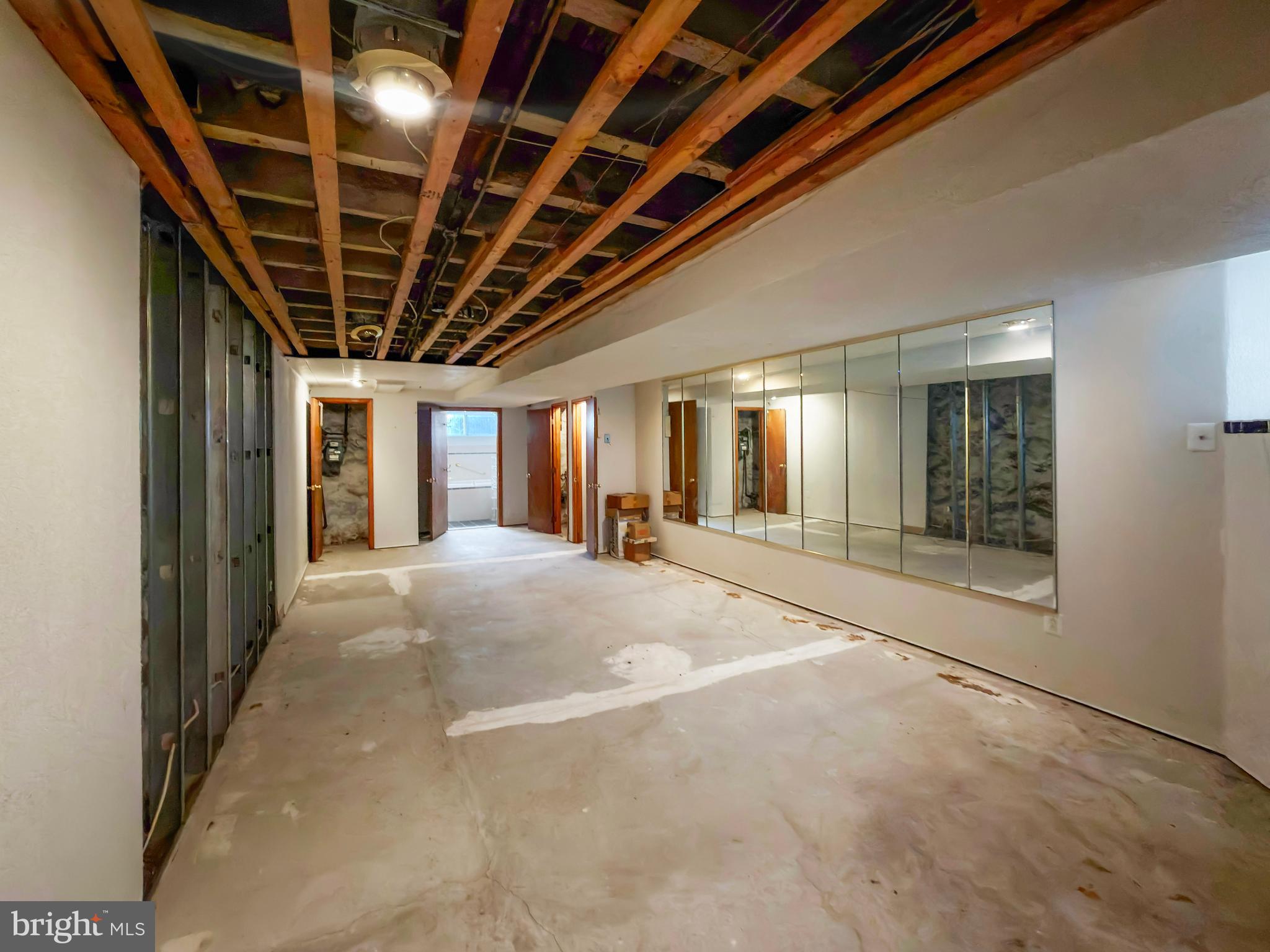 6144 CATHARINE STREET