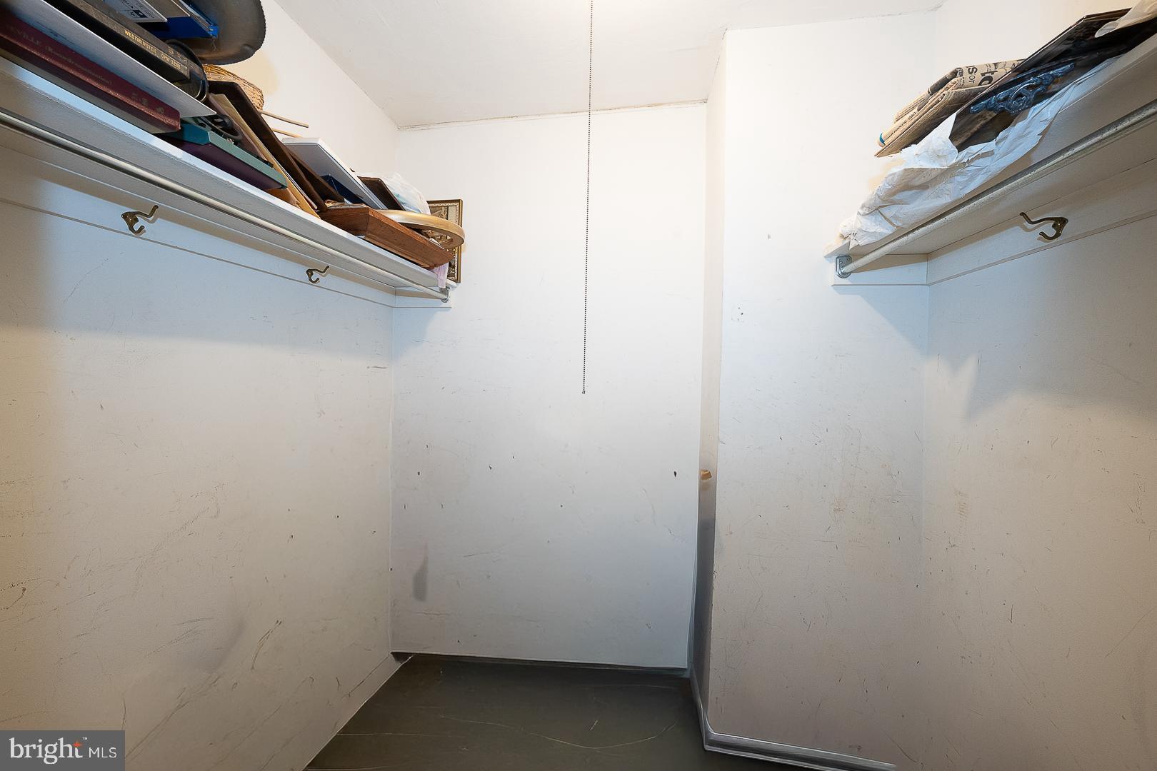 1901 JOHN F KENNEDY BOULEVARD 718