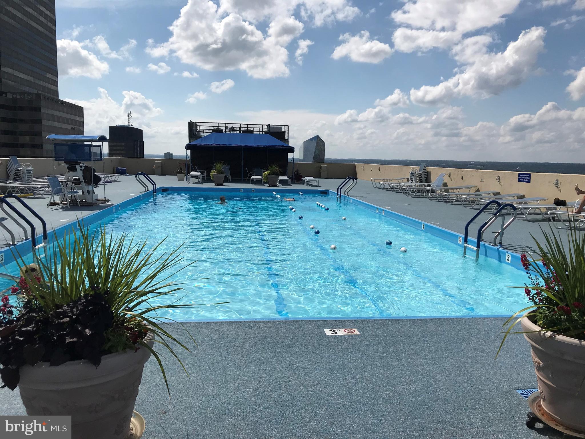 1901 JOHN F KENNEDY BOULEVARD 718