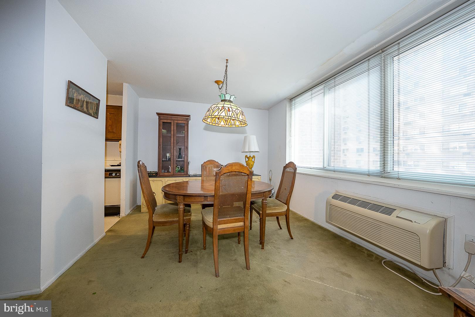 1901 JOHN F KENNEDY BOULEVARD 718