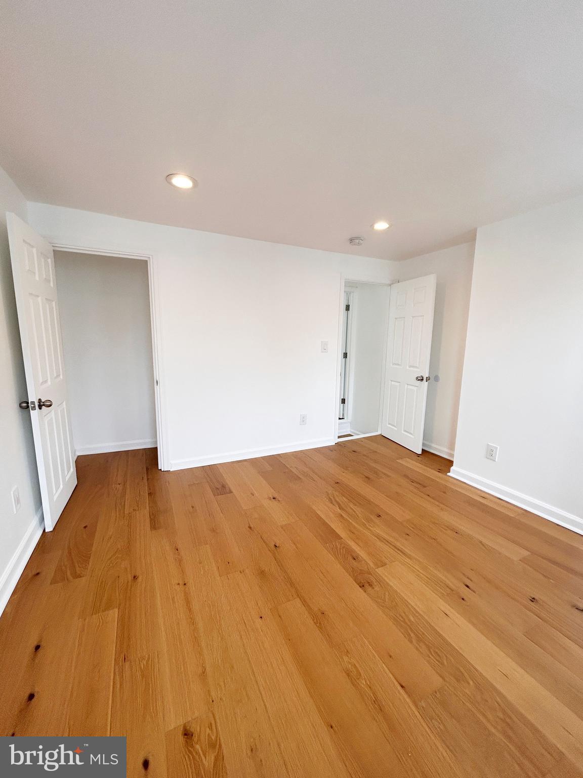 3047 CORAL STREET