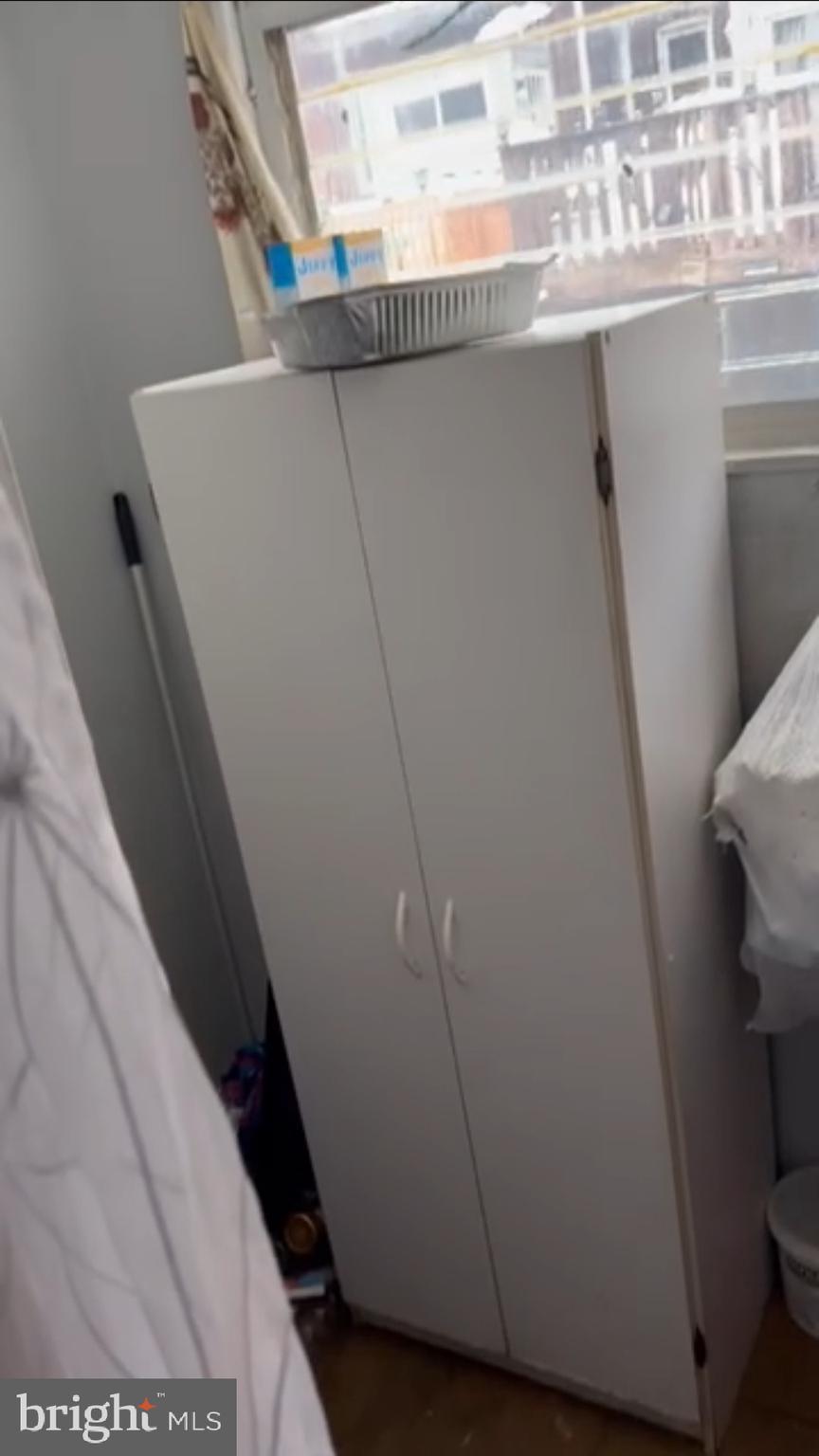 5754 N MARVINE STREET