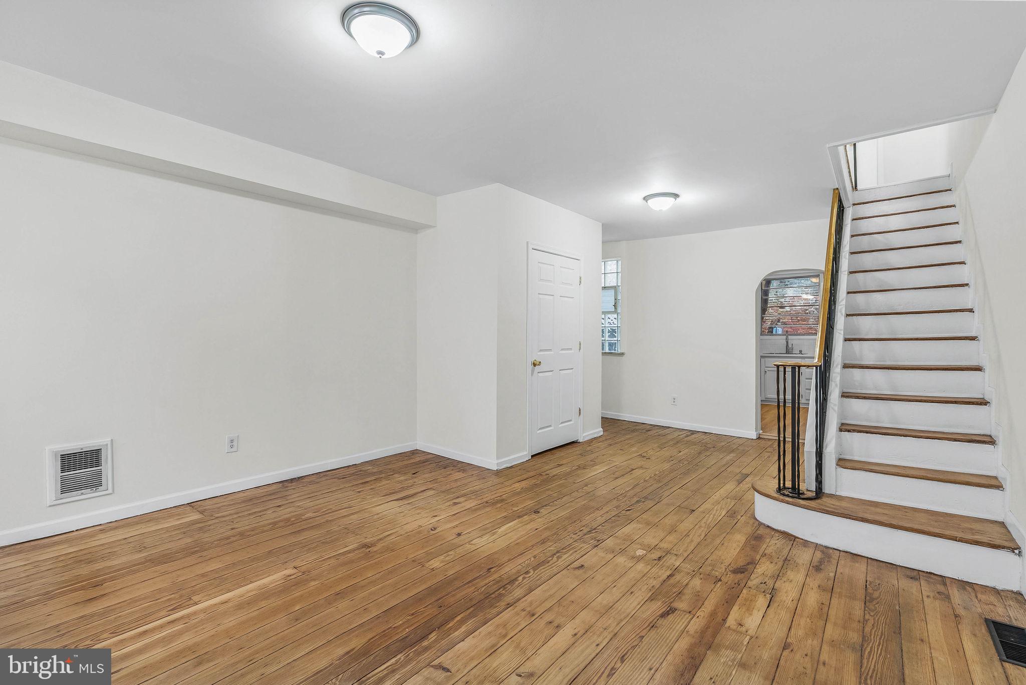 410 MCCLELLAN STREET