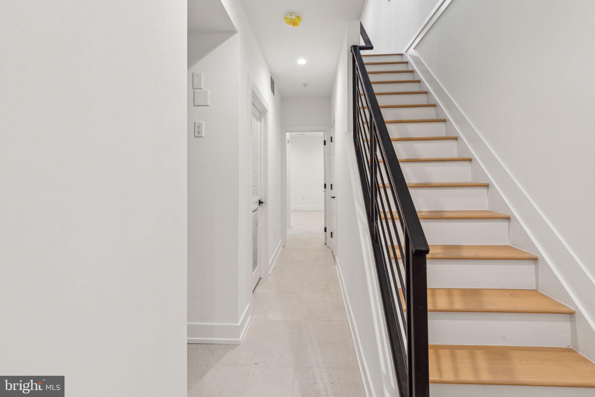 1214 E SUSQUEHANNA AVENUE 2