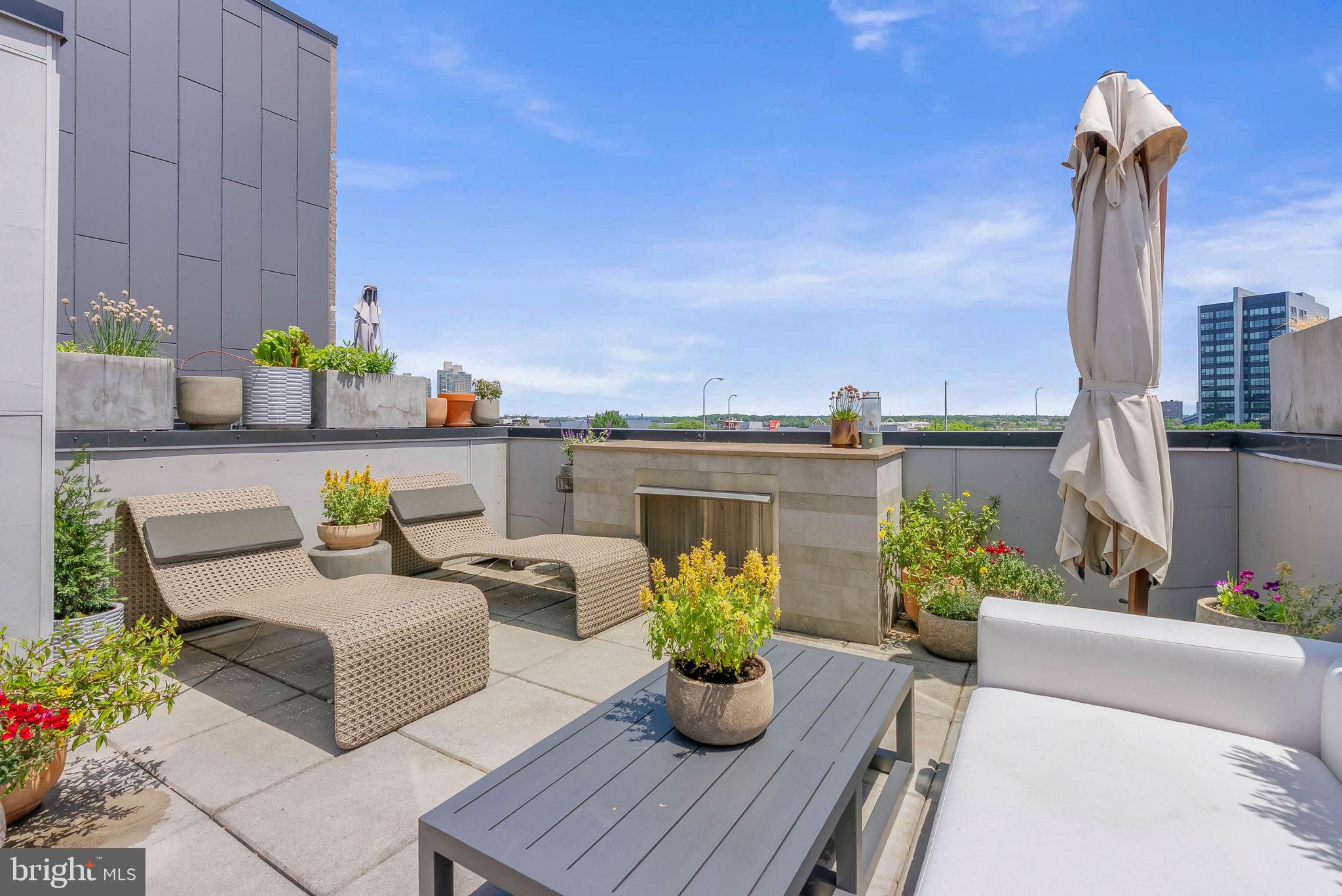 308 N 2ND STREET