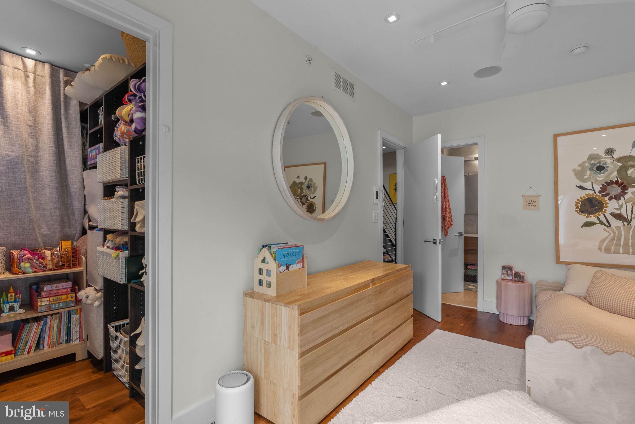 308 N 2ND STREET