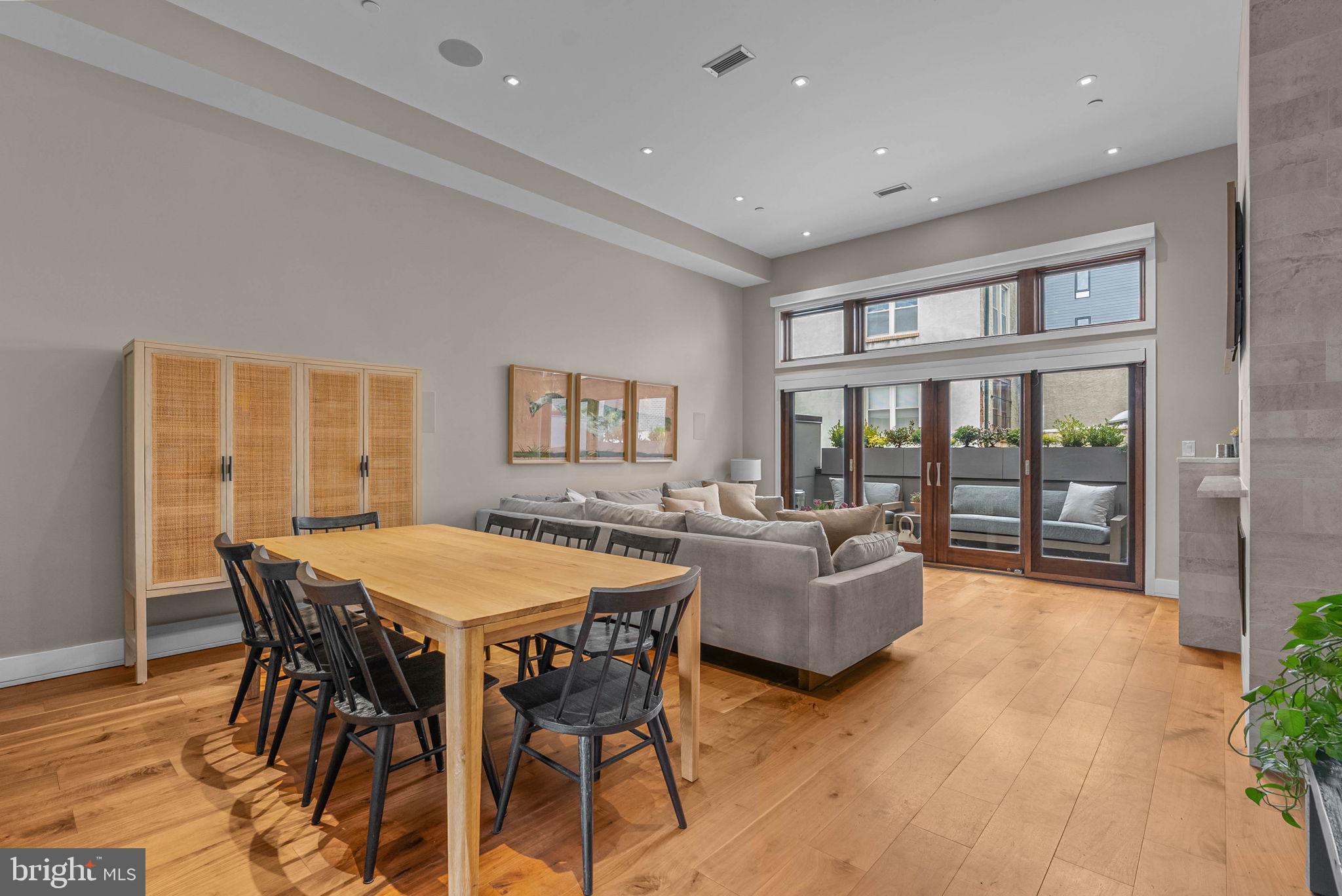 308 N 2ND STREET