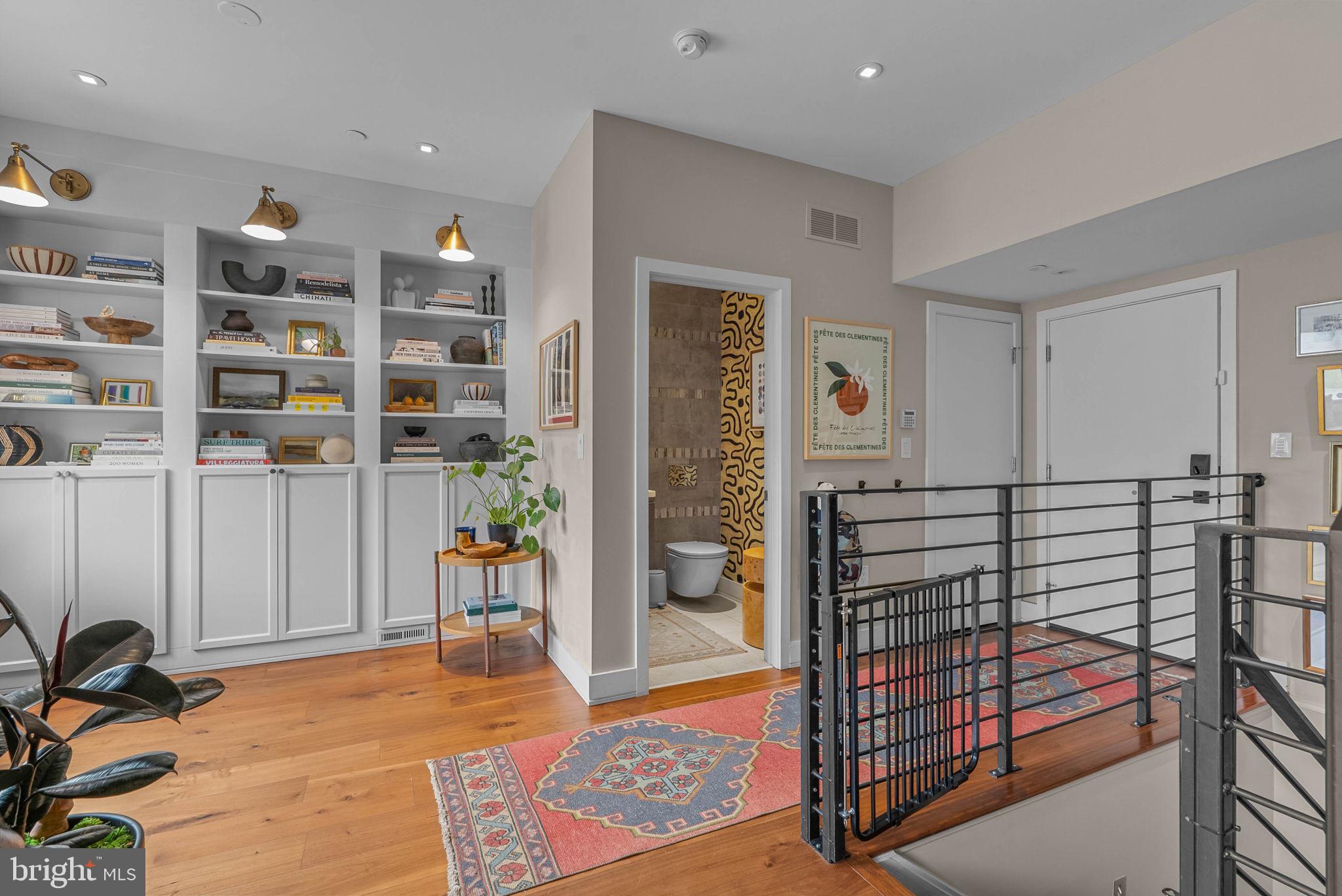 308 N 2ND STREET