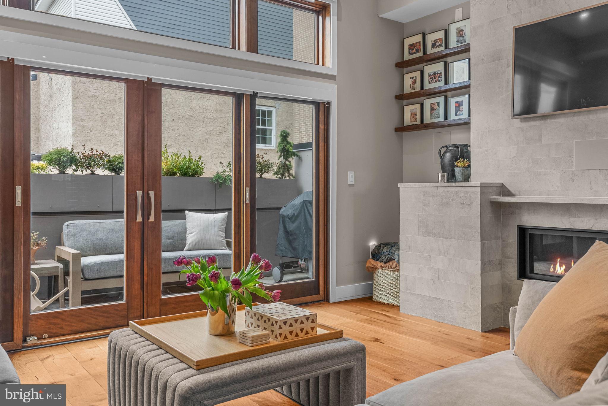 308 N 2ND STREET