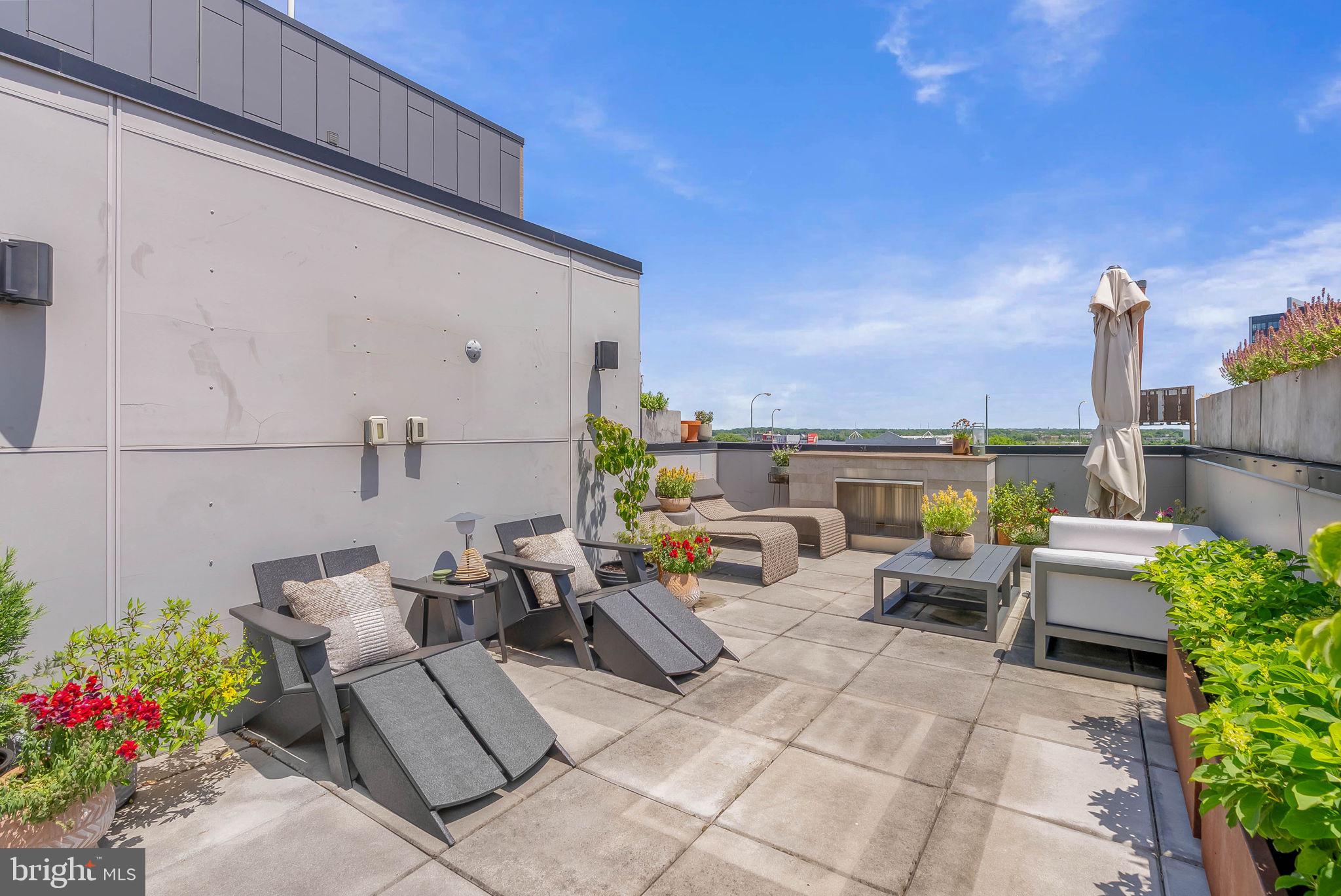 308 N 2ND STREET